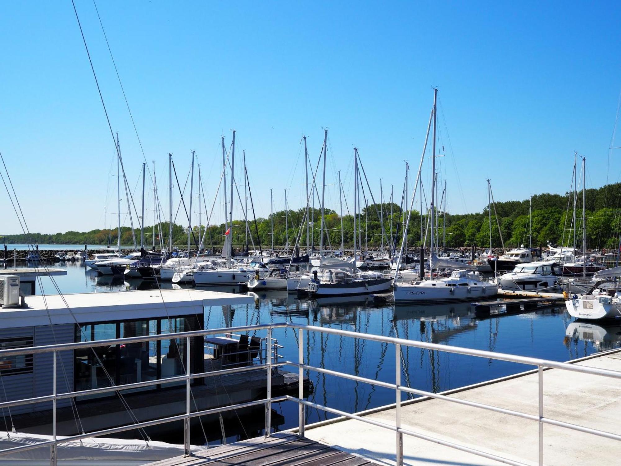 Ostsee Hausboot Boltenhagen - Hausboot Lp1 Zewnętrze zdjęcie